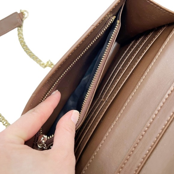 Faux Leather Brown Structured Gold Tone Horseshoe Chain Purse - Picture 9 of 13